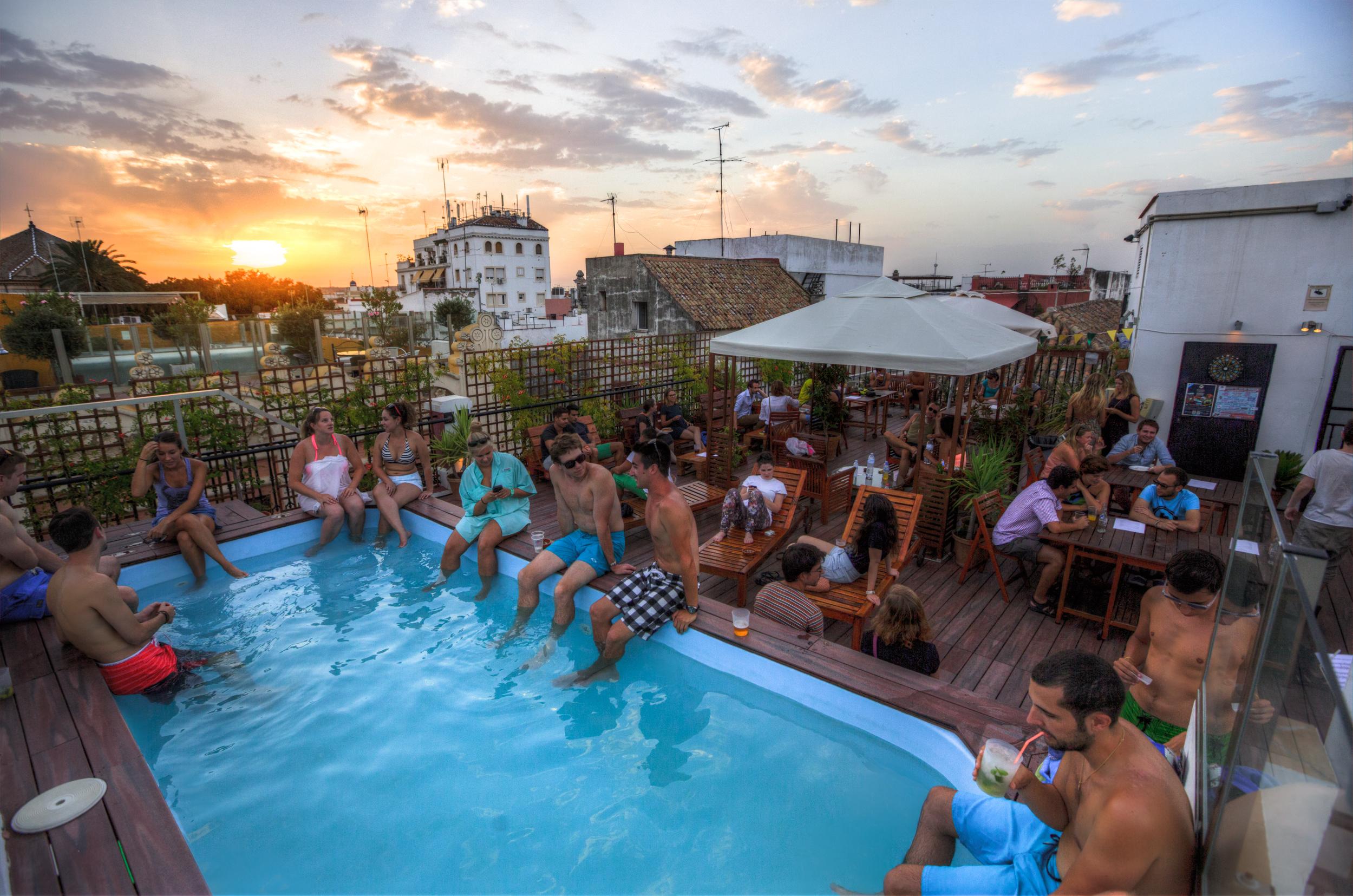 Joy Plaza De Armas Hostel Севиля Екстериор снимка