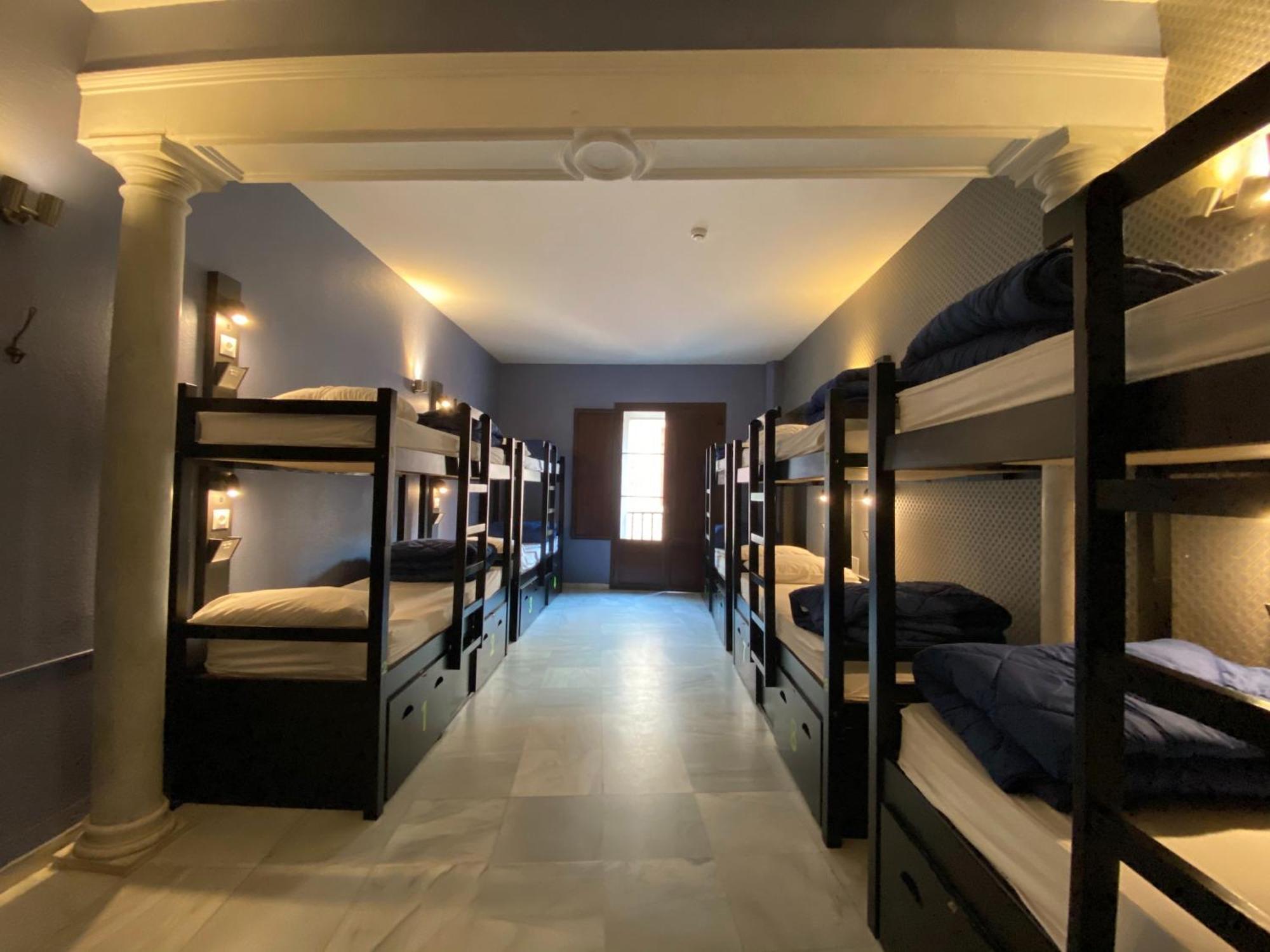 Joy Plaza De Armas Hostel Севиля Стая снимка