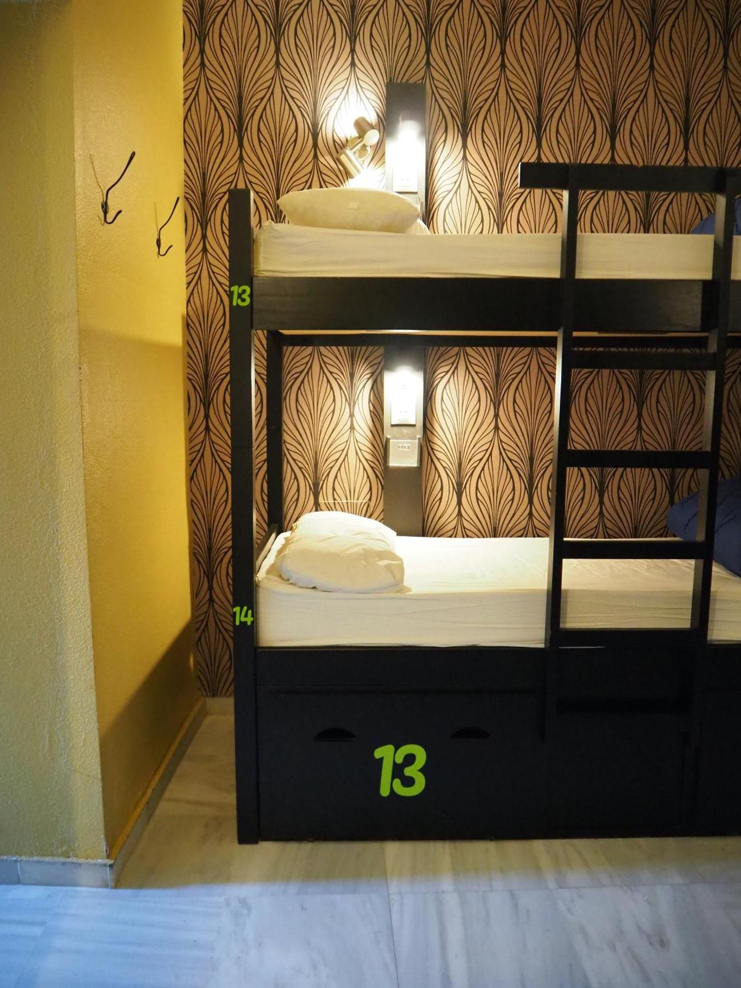 Joy Plaza De Armas Hostel Севиля Стая снимка