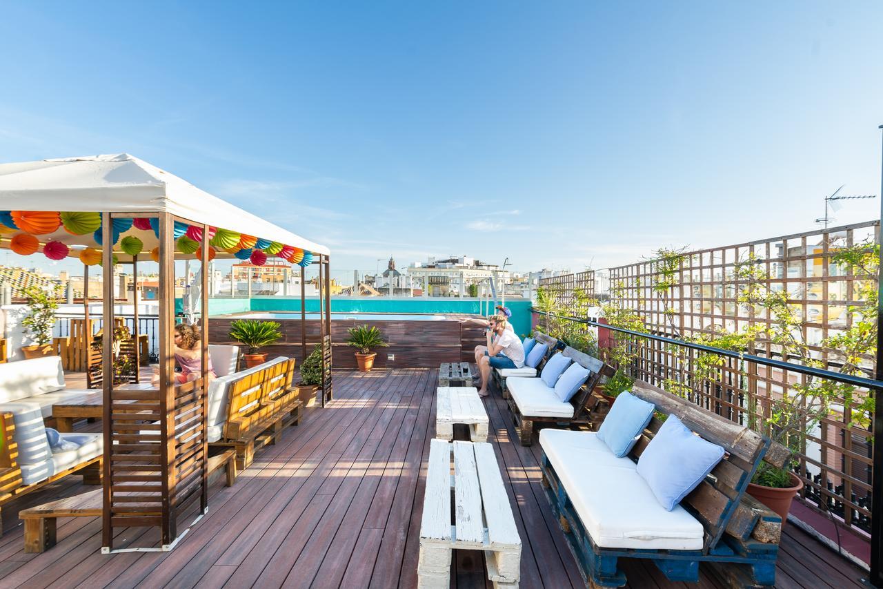Joy Plaza De Armas Hostel Севиля Екстериор снимка